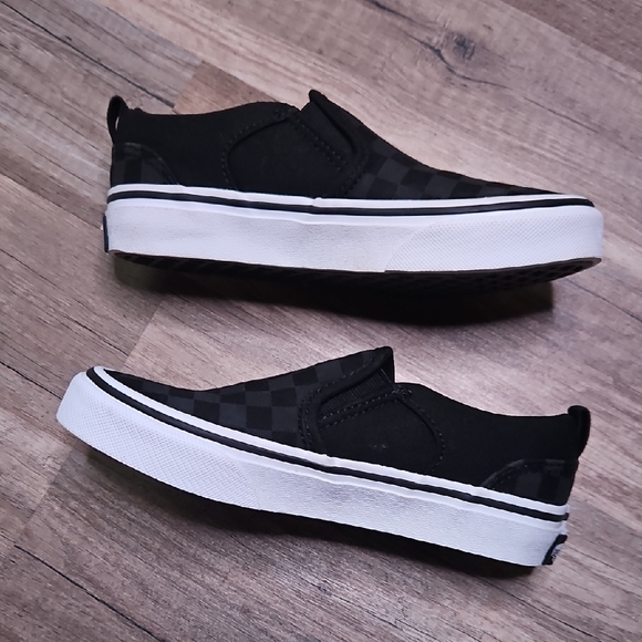 Vans Classic Black Checkered Slip-Ons - Picture 3 of 6